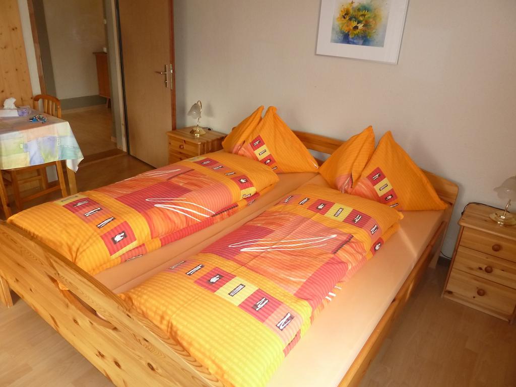 Hotel Restaurant Sunnmatt Aeschi Bei Spiez Phòng bức ảnh